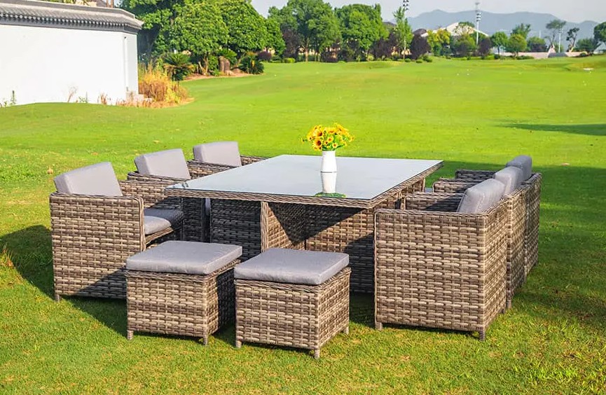 چرا ست های ناهار خوری Rattan افزودنی عالی برای فضای بیرونی شما هستند؟